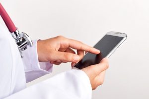 New App Could Offer Convenience for Glaucoma Patients and Caregivers